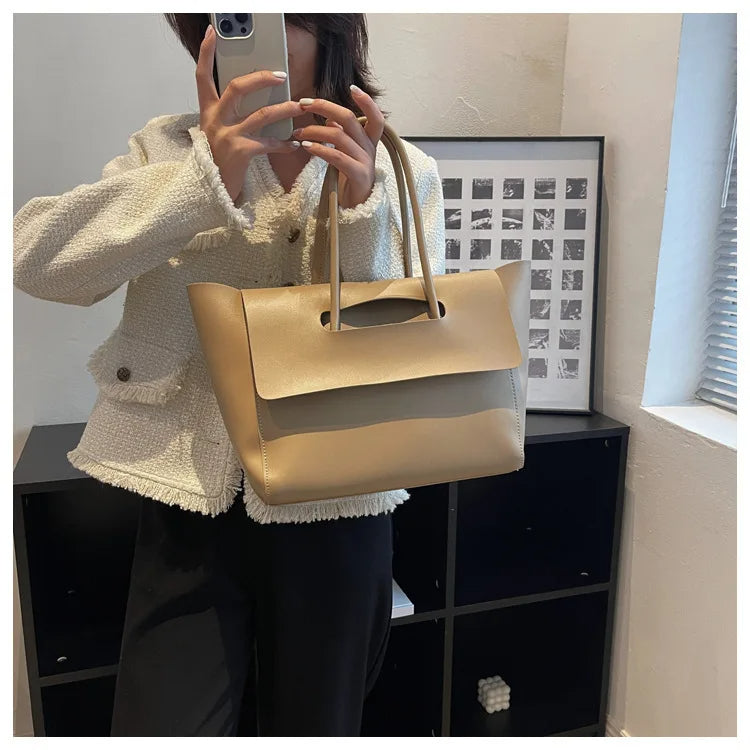 Minimalist Structured Leather Tote Bag – Everyday Chic