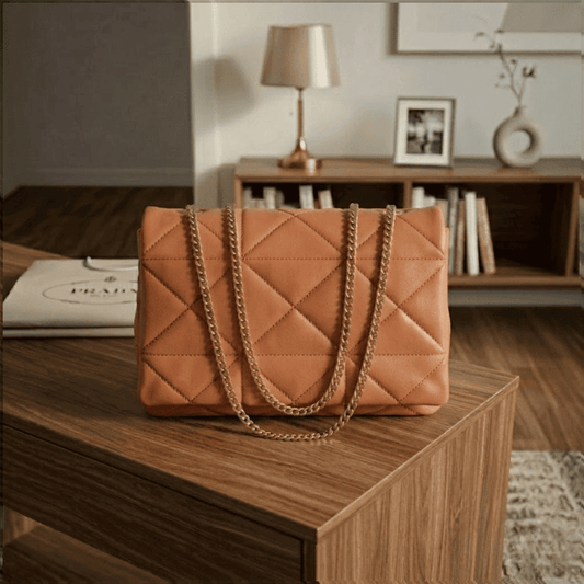 Large Quilted Ladies Shoulder Bag Gold Chain CR-167