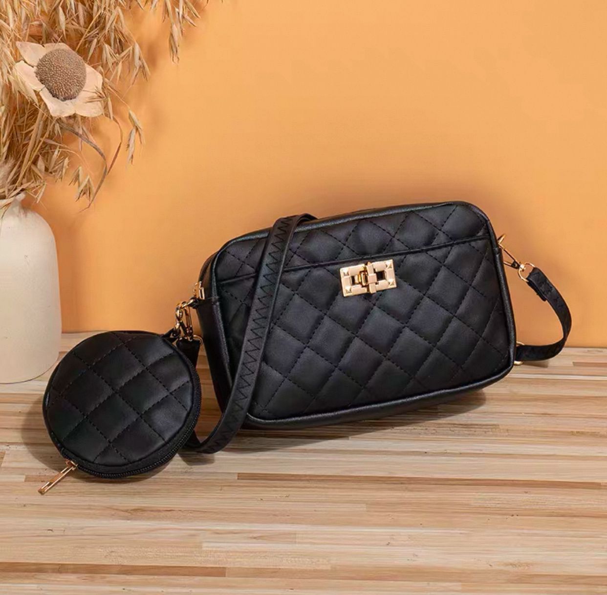 Quilted Sling Bag with Mini Coin Pouch – Trendy & Functional